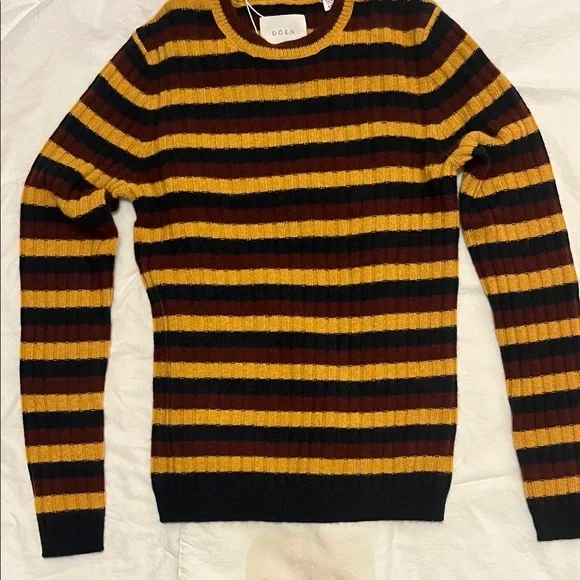 DÔEN Hyeres Cashmere Sweater in Carrington Stripe - Picture 3 of 10